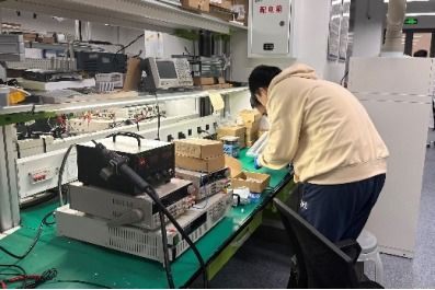 蘇文電能科技股份董事長(zhǎng)施小波一行到訪電氣工程學(xué)院